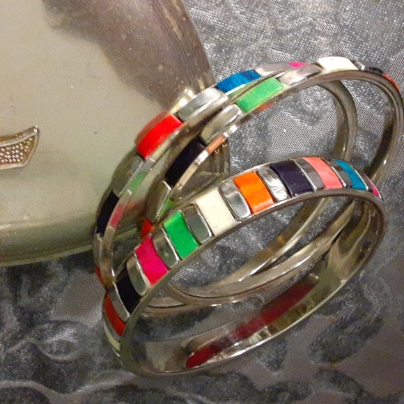 80s style colorful bangle bracelets - Picture 10 of 15